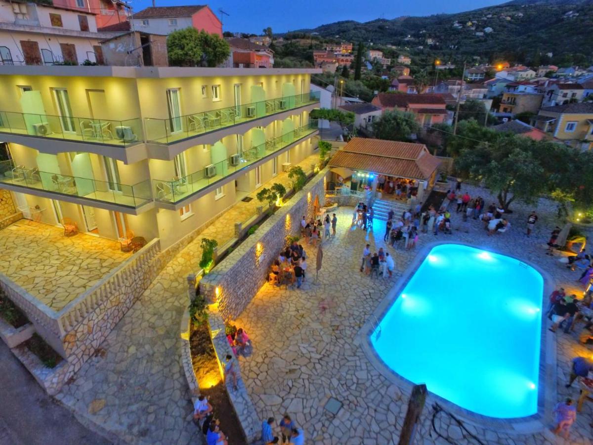 Aria Suites Kassiopi Extérieur photo