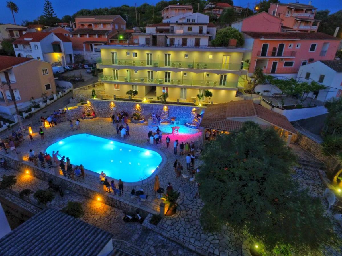Aria Suites Kassiopi Extérieur photo